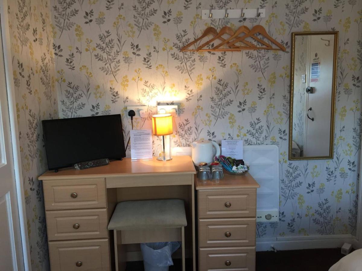Whitecliff Guest House Weymouth Esterno foto