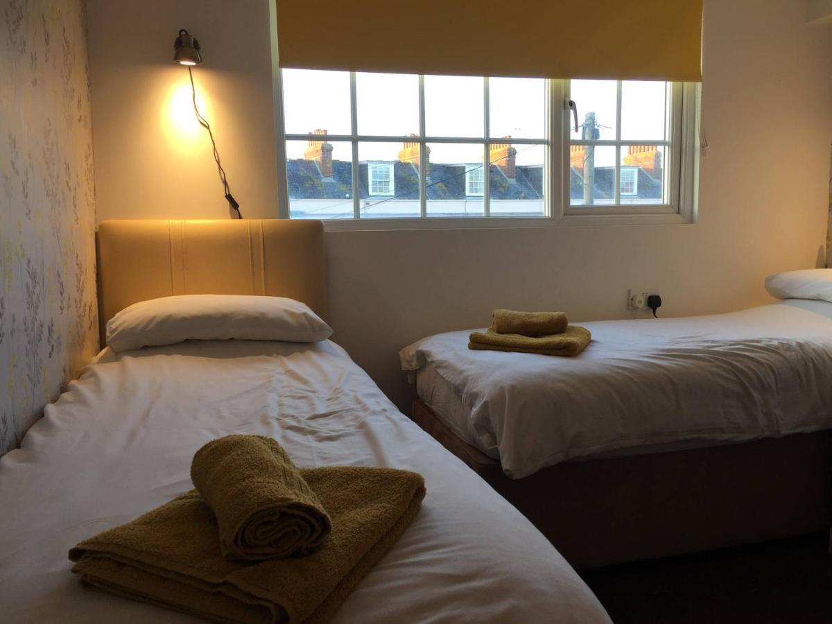 Whitecliff Guest House Weymouth Esterno foto