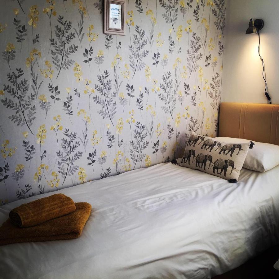 Whitecliff Guest House Weymouth Esterno foto