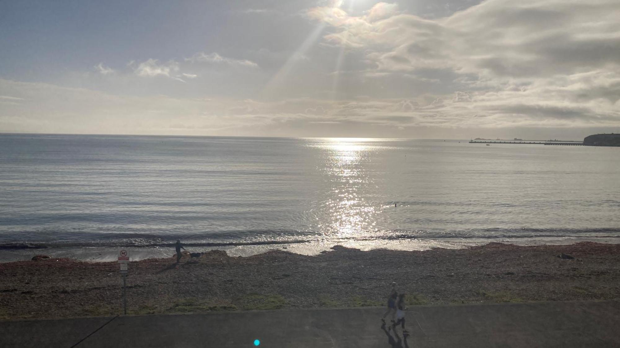 Whitecliff Guest House Weymouth Esterno foto